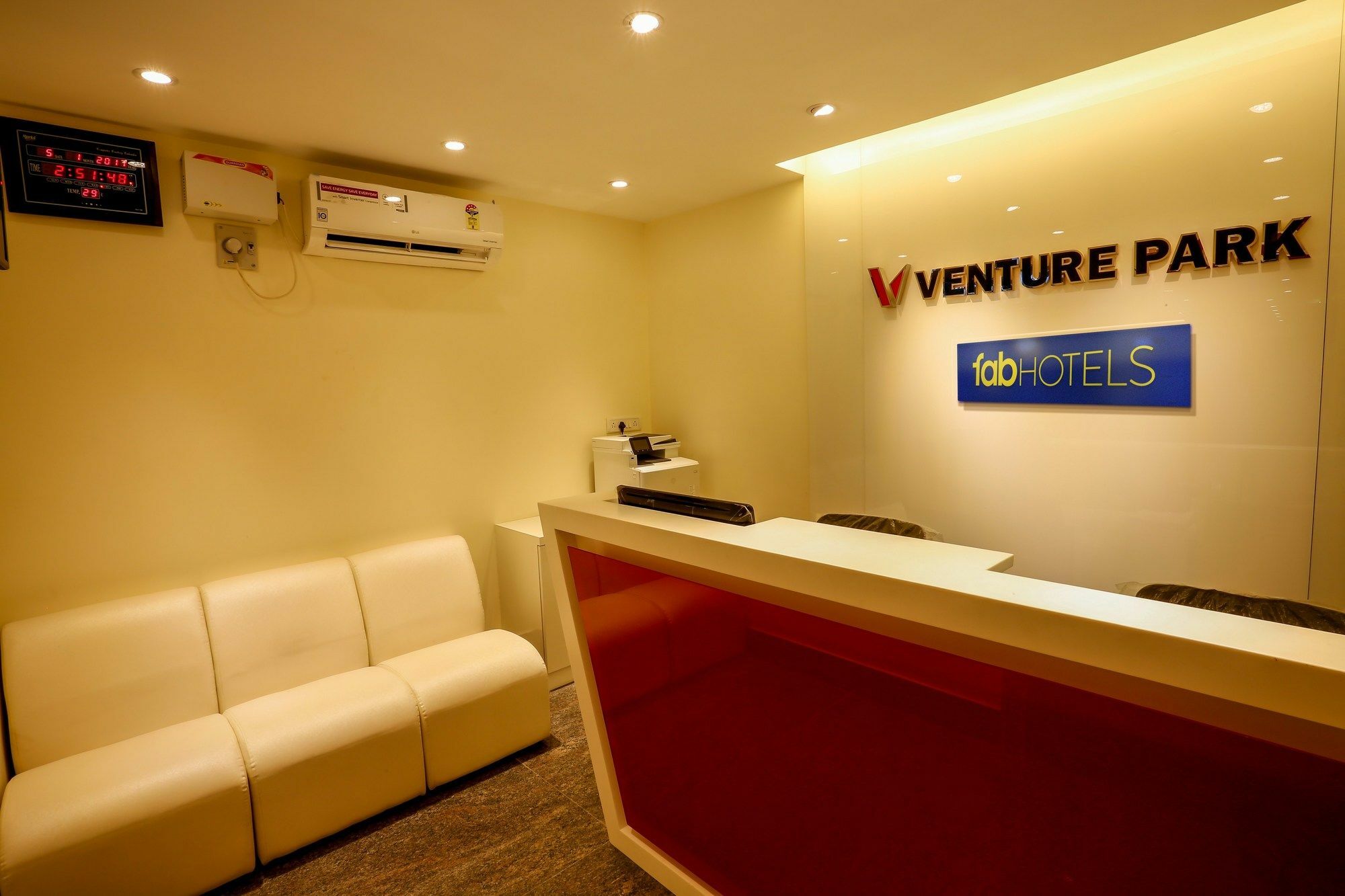 Отель Venture Park, Omr, Thoraipakkam, Ченнаи Экстерьер фото